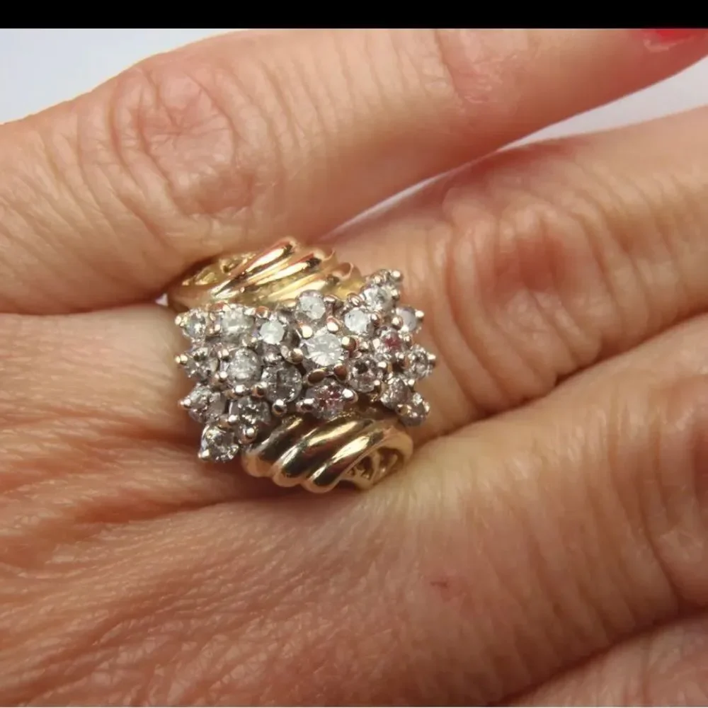 ESTATE 10k YG Waterfall Ring 21 Diamonds 1/4CtTw 3.7 Gr Sz 6
